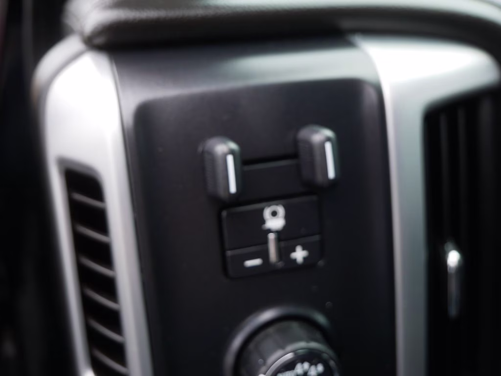 2018 Onyx Black GMC Sierra 1500 SLT 4X4 Truck