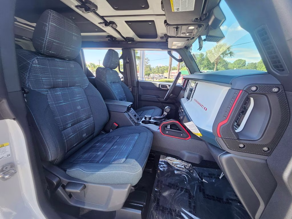 2026 Avalanche Gray Ford Bronco Heritage Edition 4X4 SUV
