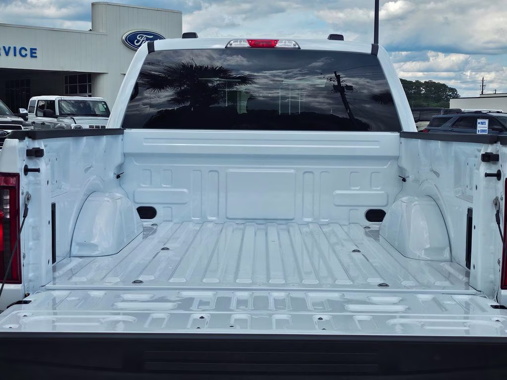 2026 Oxford White Ford F-150 XLT 4X4 Truck