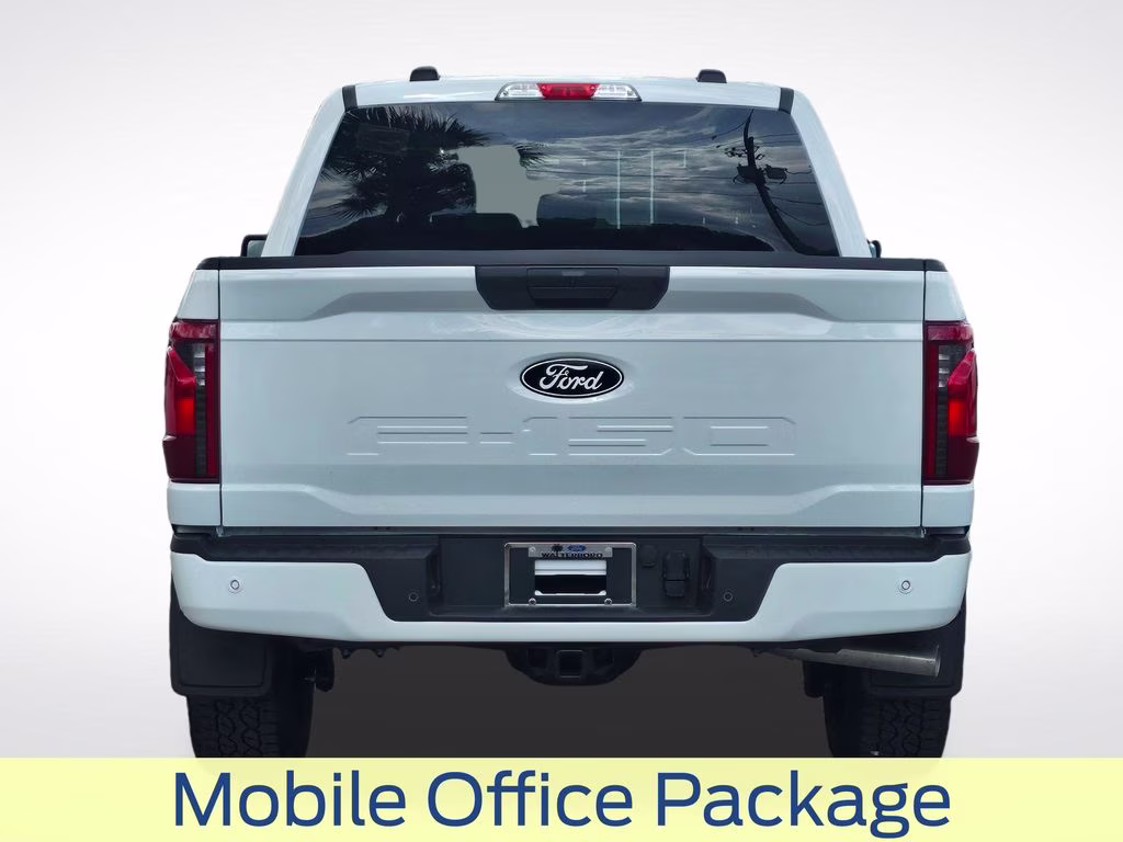 2026 Oxford White Ford F-150 XLT 4X4 Truck