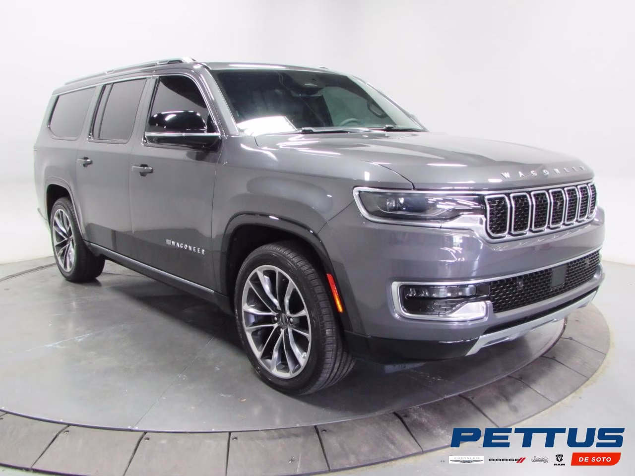2023 Baltic Gray Metallic Clearcoat Jeep Wagoneer L Series III 4X4 SUV