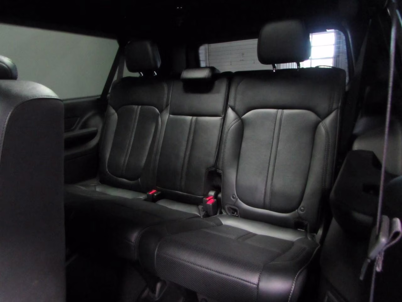 2023 Baltic Gray Metallic Clearcoat Jeep Wagoneer L Series III 4X4 SUV