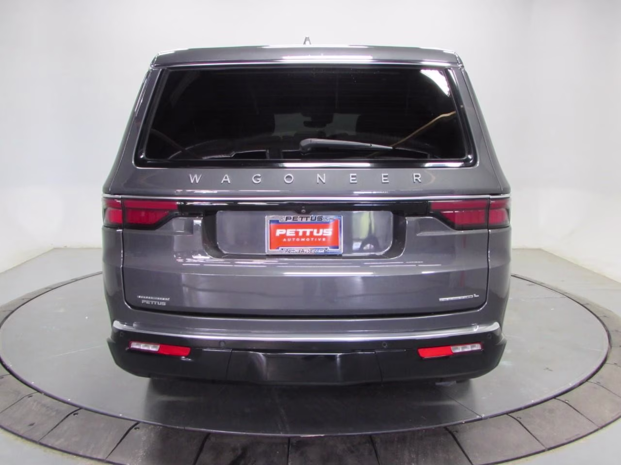 2023 Baltic Gray Metallic Clearcoat Jeep Wagoneer L Series III 4X4 SUV