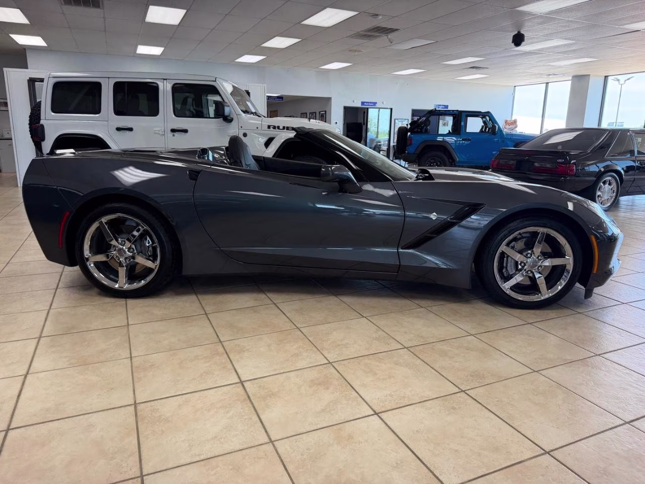 2014 Cyber Gray Metallic Chevrolet Corvette Stingray Base 3LT RWD Convertible