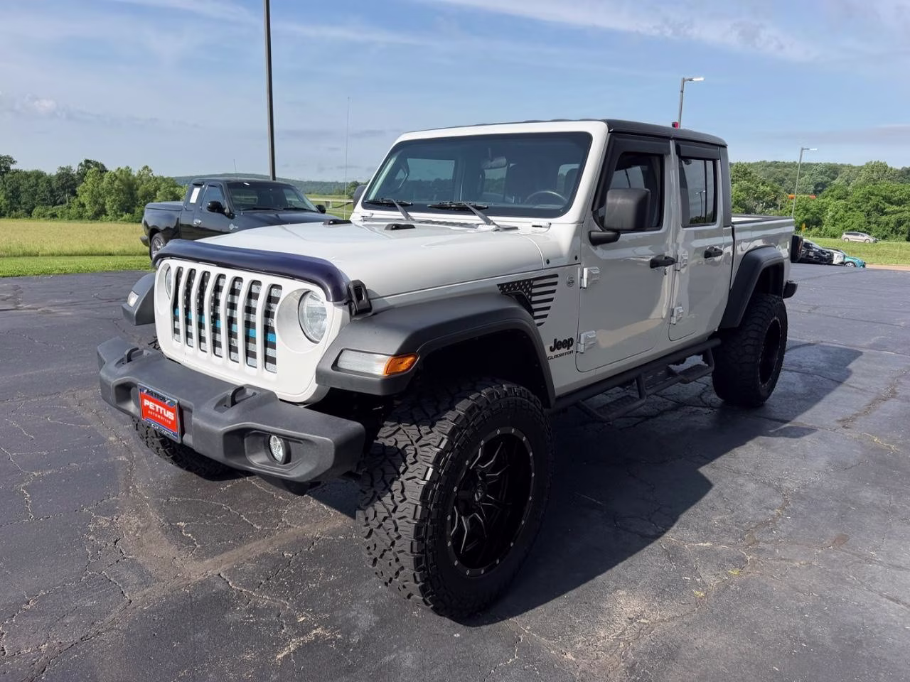 2020 Bright White Clearcoat Jeep Gladiator Sport 4X4 Truck