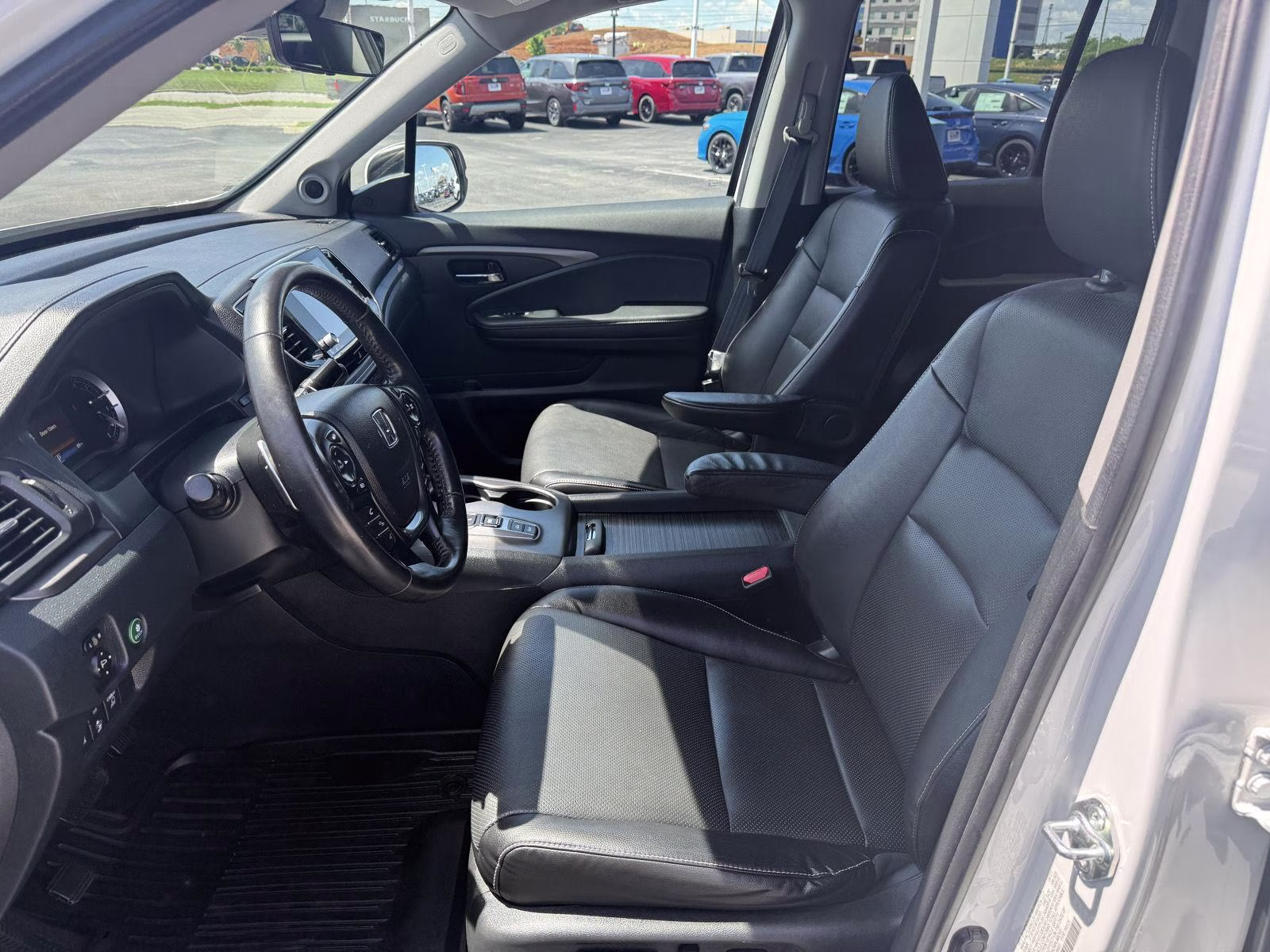 2023 Platinum White Pearl Honda Ridgeline RTL AWD Truck
