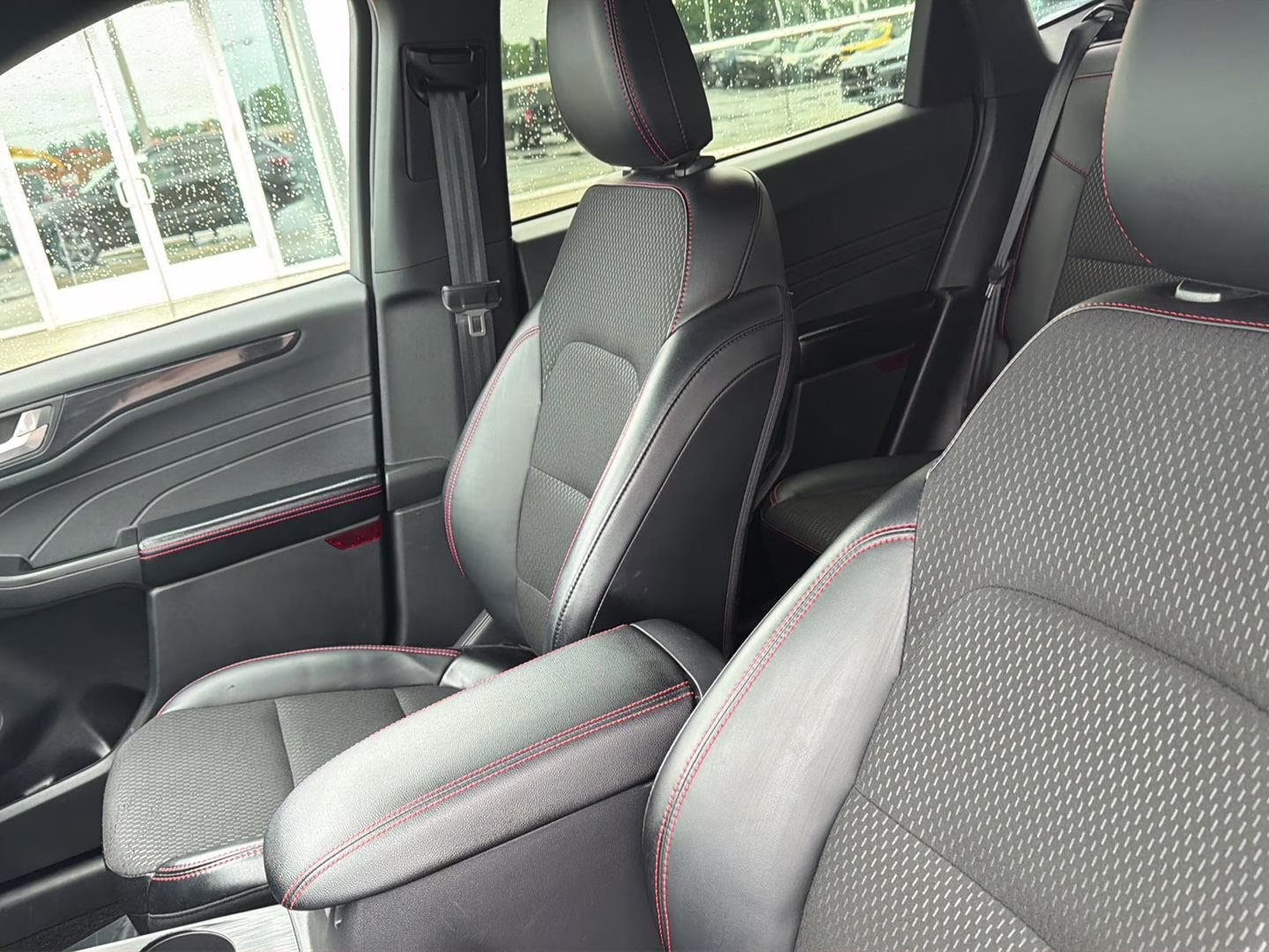 2025 Agate Black Ford Escape ST-Line AWD SUV