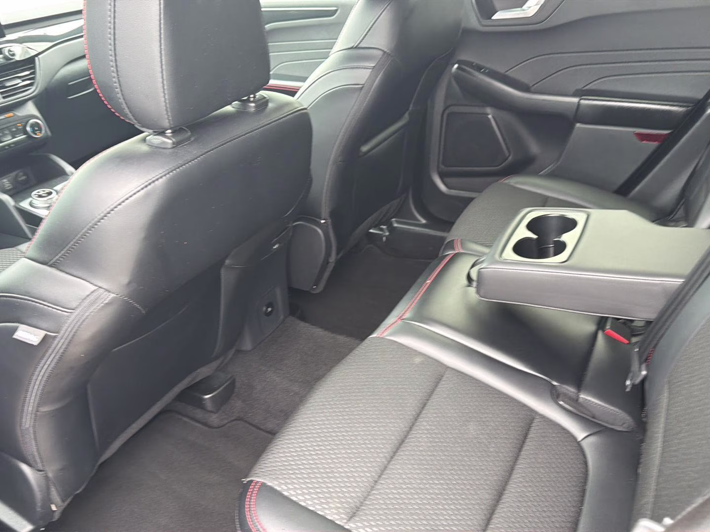 2025 Agate Black Ford Escape ST-Line AWD SUV