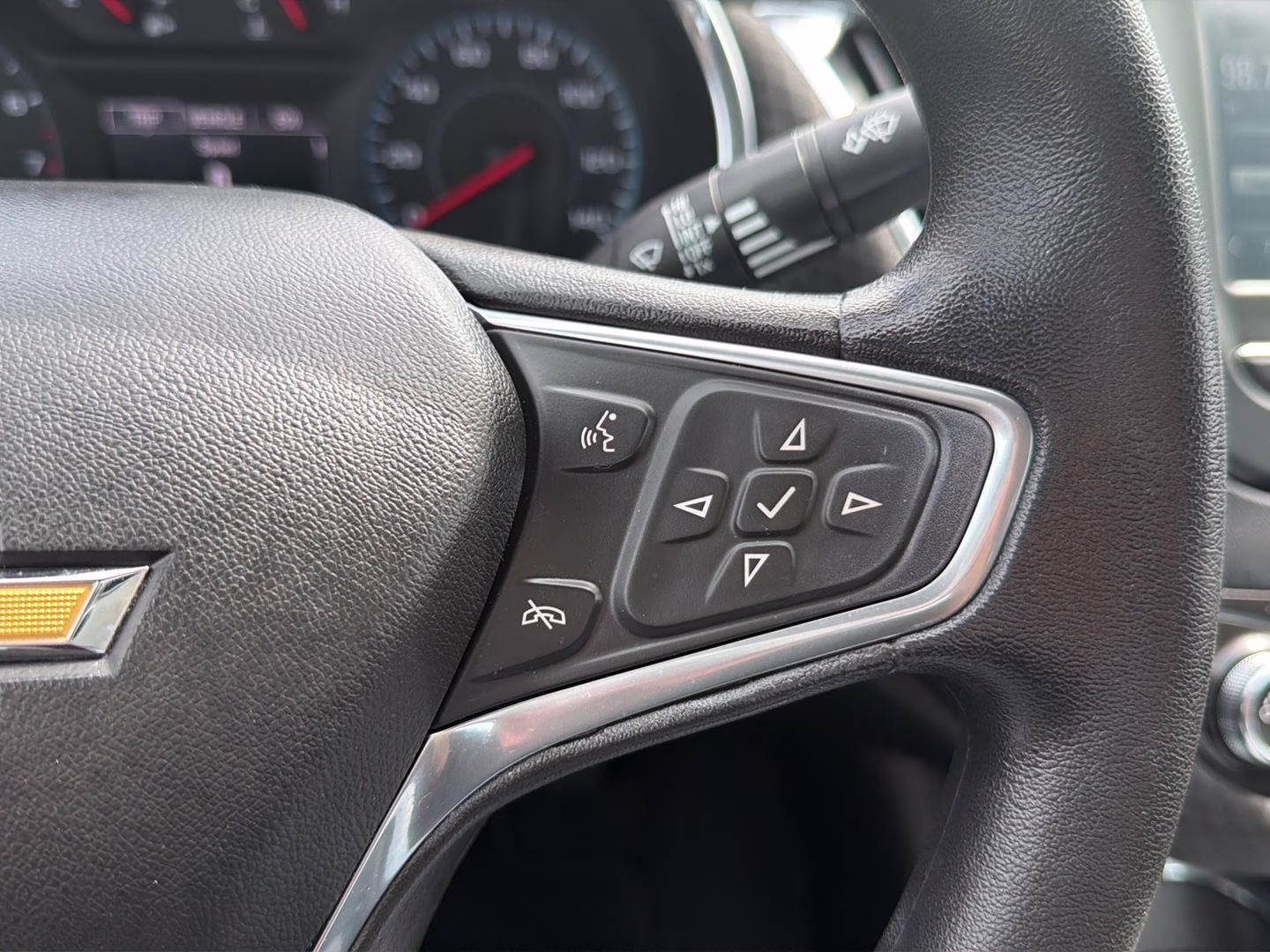 2016 Summit White Chevrolet Malibu LT FWD Sedan