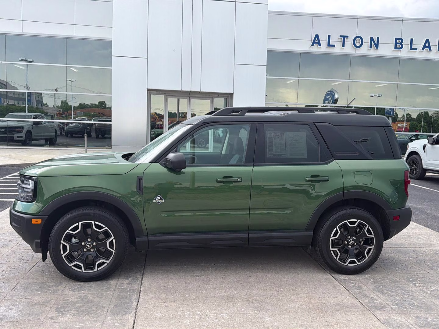 2025 Eruption Green Ford Bronco Sport Outer Banks 4X4 SUV