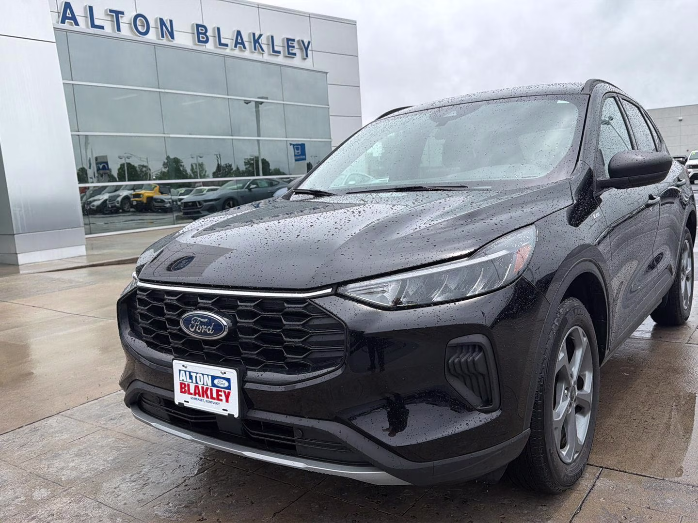 2025 Agate Black Ford Escape ST-Line AWD SUV
