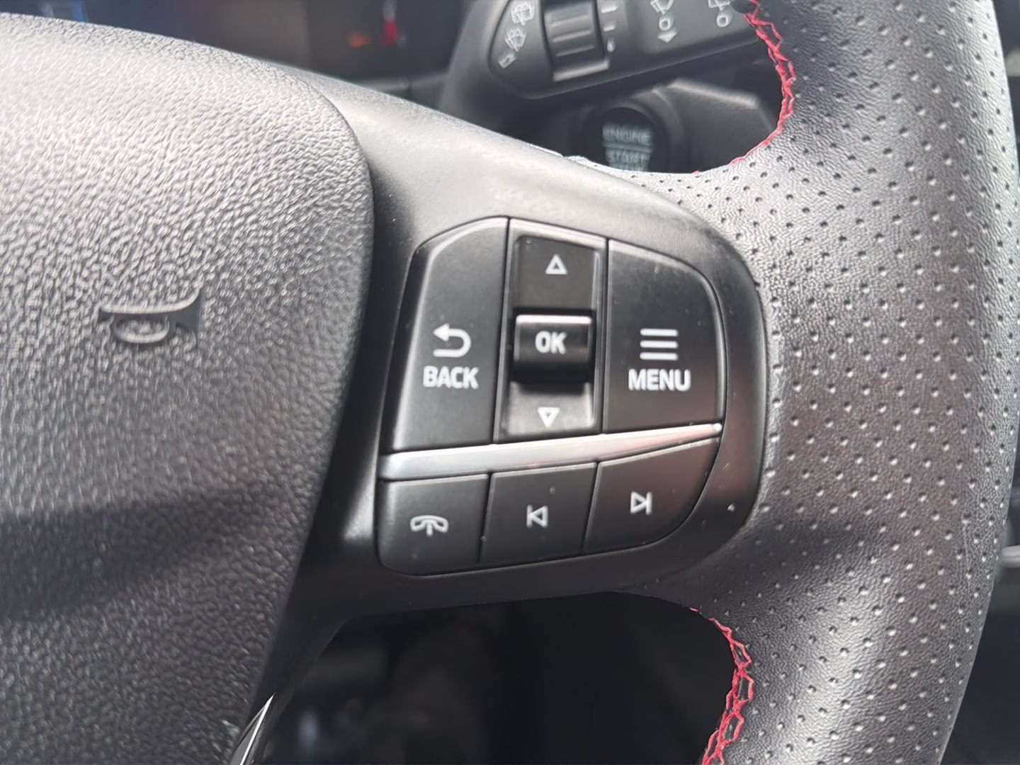 2025 Agate Black Ford Escape ST-Line AWD SUV