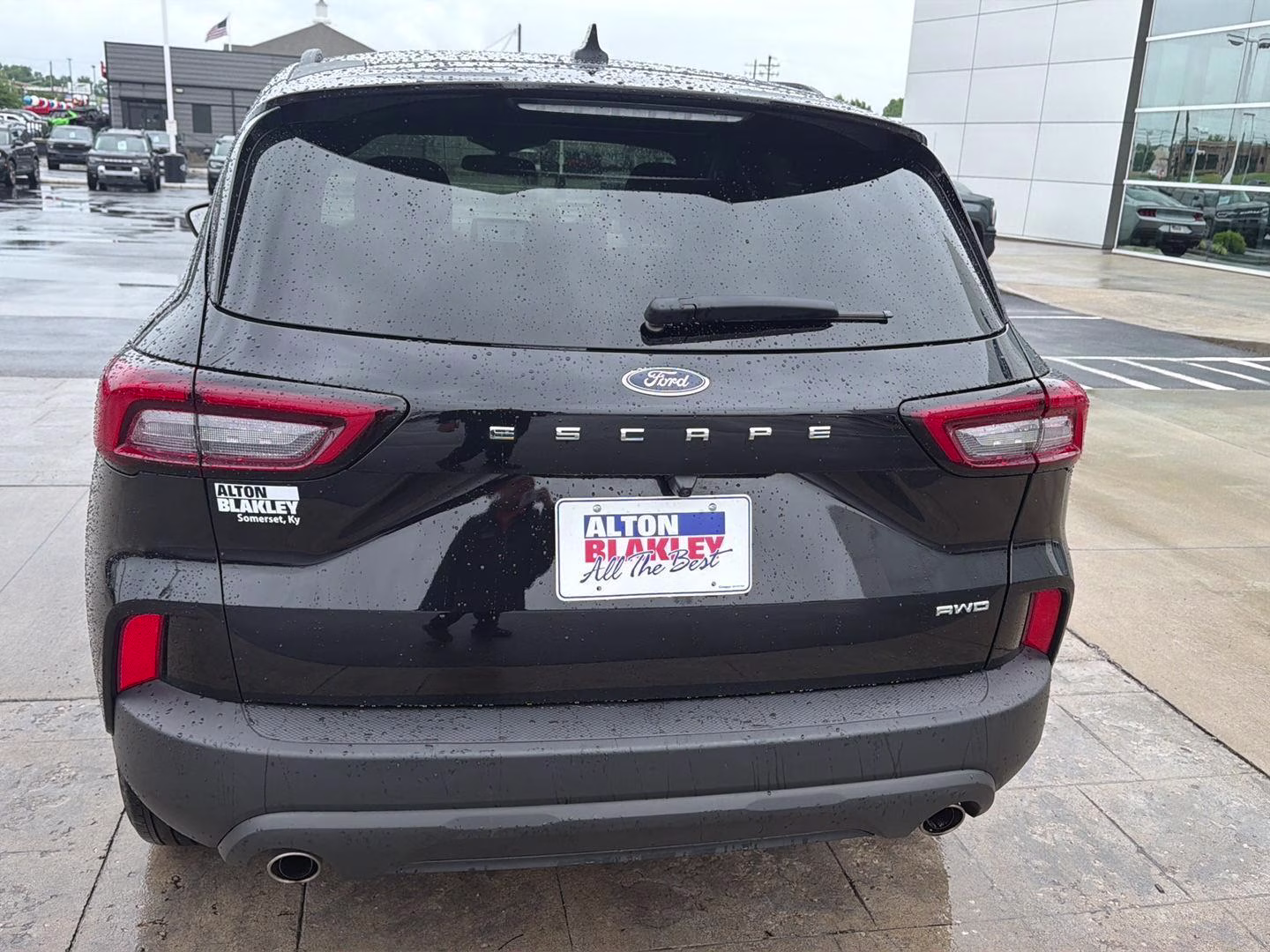 2025 Agate Black Ford Escape ST-Line AWD SUV