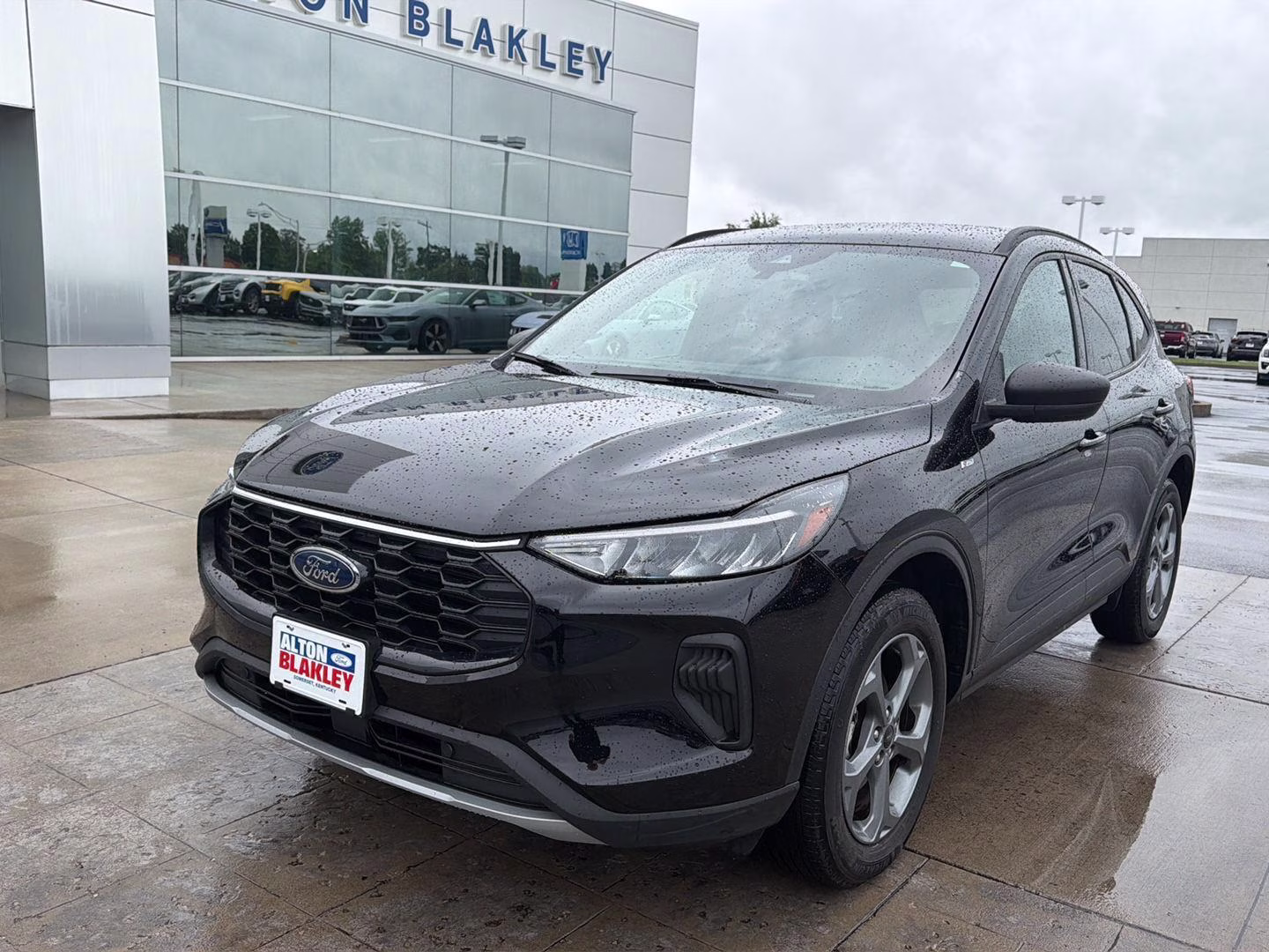 2025 Agate Black Ford Escape ST-Line AWD SUV