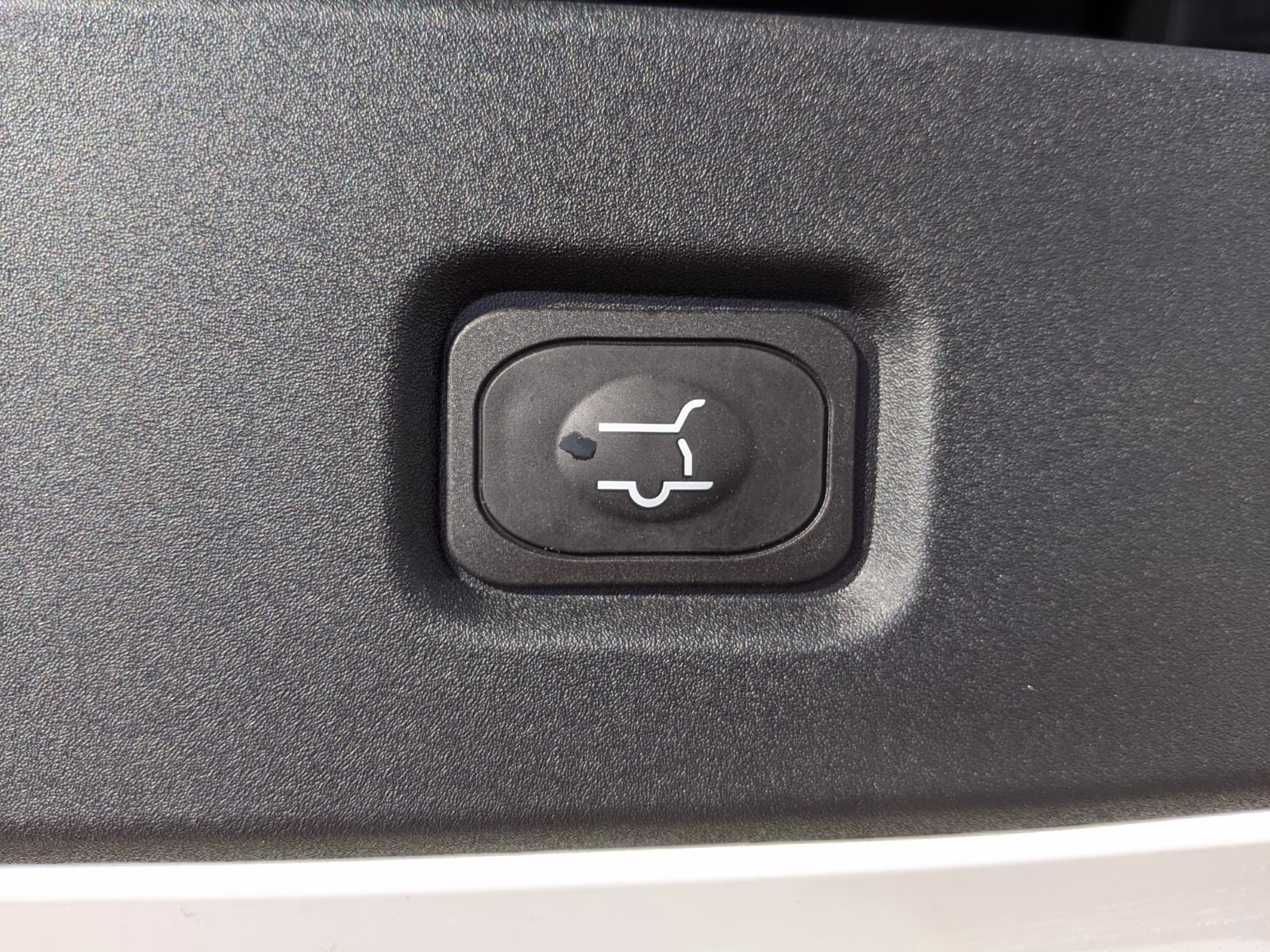 2026 Star White Metallic Tri-Coat Ford Expedition King Ranch 4X4 SUV