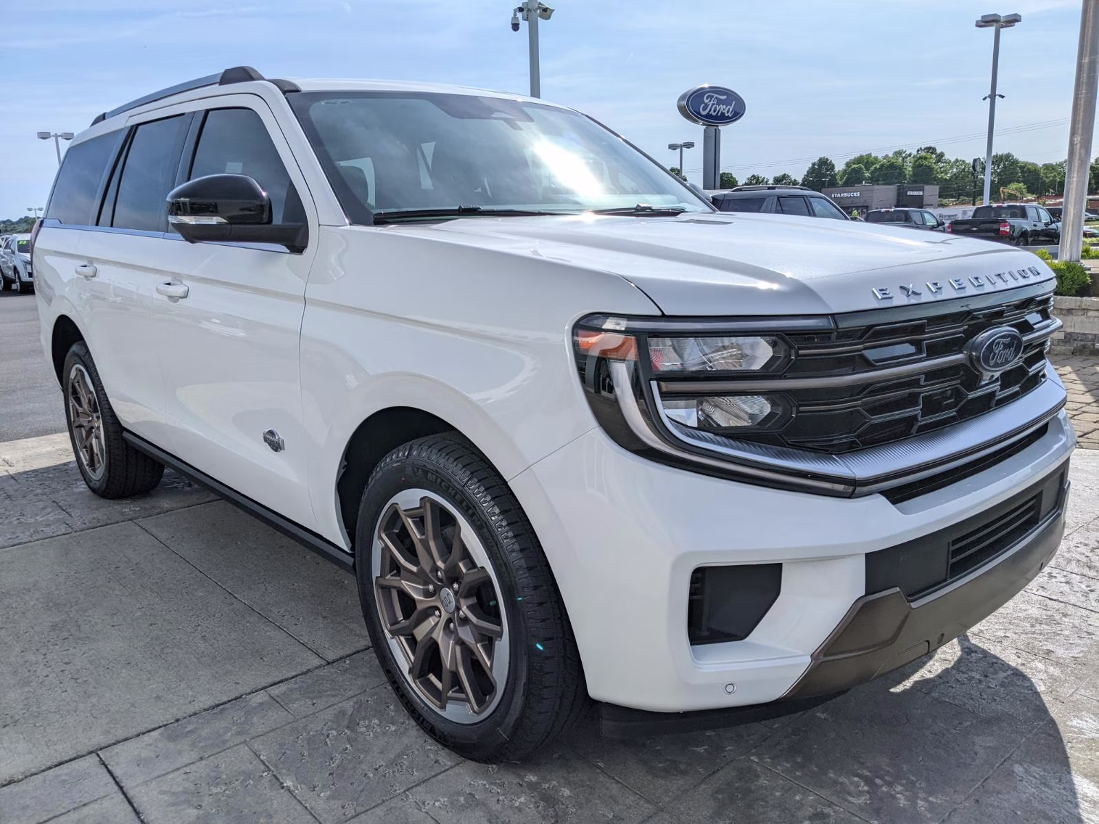 2026 Star White Metallic Tri-Coat Ford Expedition King Ranch 4X4 SUV