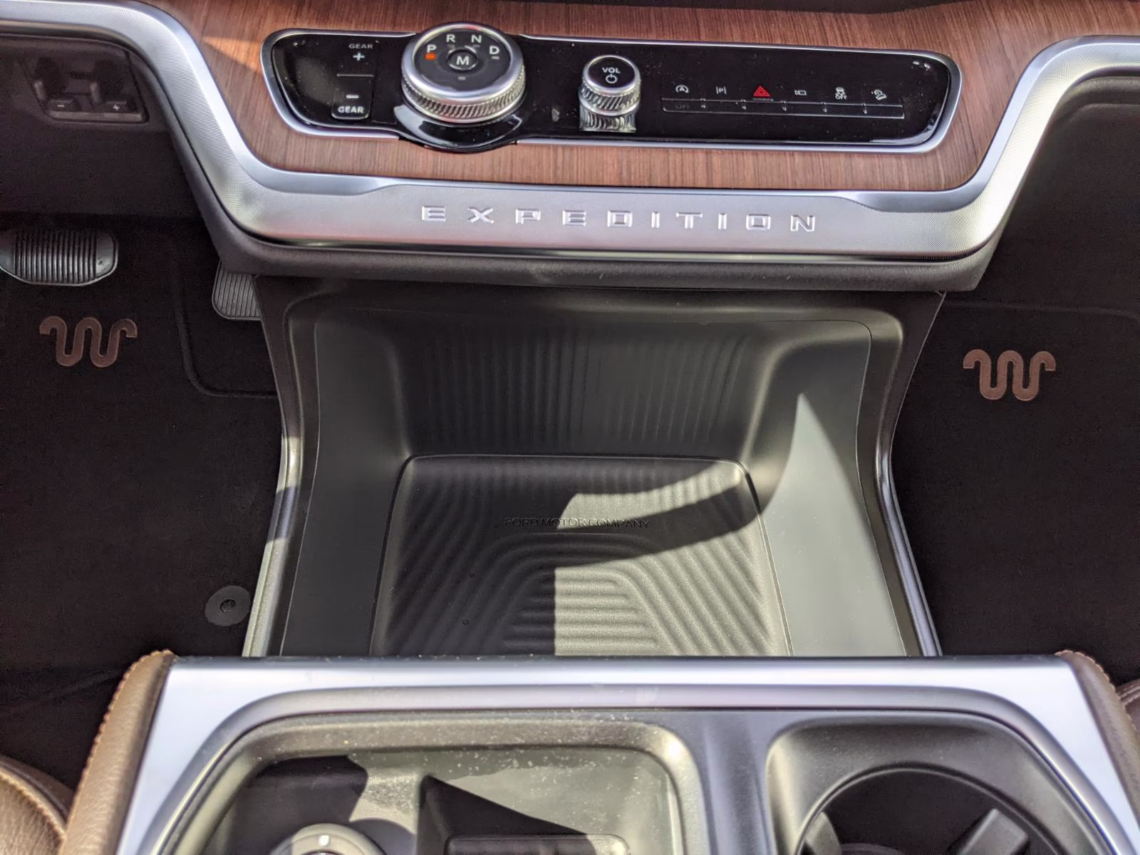 2026 Star White Metallic Tri-Coat Ford Expedition King Ranch 4X4 SUV