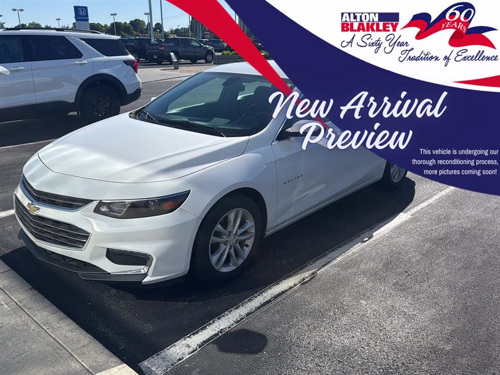 2016 Summit White Chevrolet Malibu LT FWD Sedan