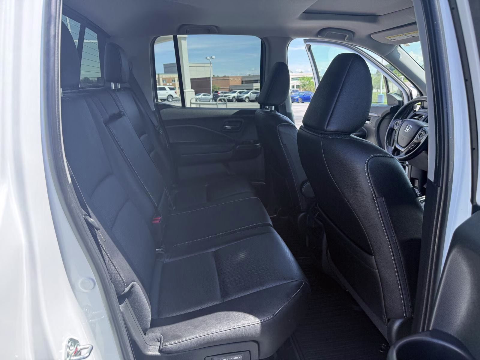 2023 Platinum White Pearl Honda Ridgeline RTL AWD Truck