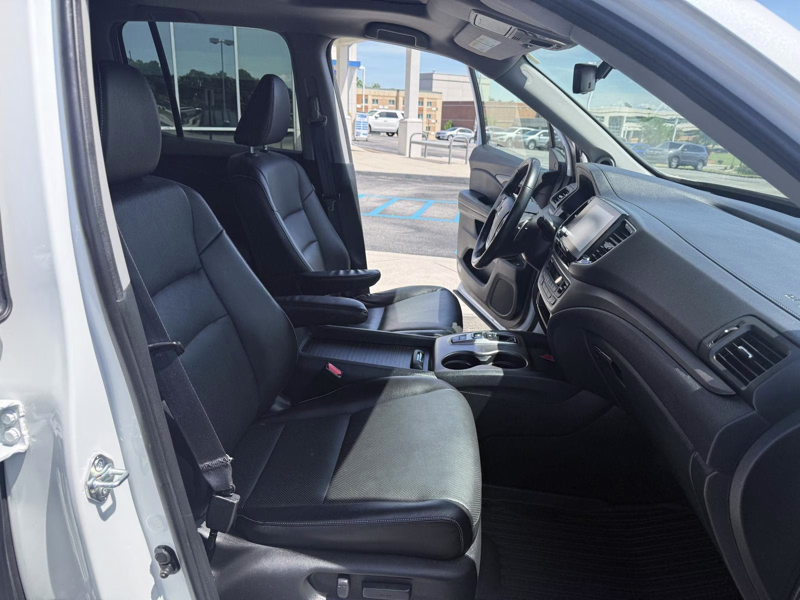 2023 Platinum White Pearl Honda Ridgeline RTL AWD Truck