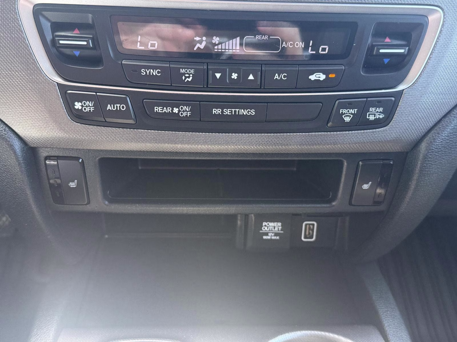 2023 Platinum White Pearl Honda Ridgeline RTL AWD Truck