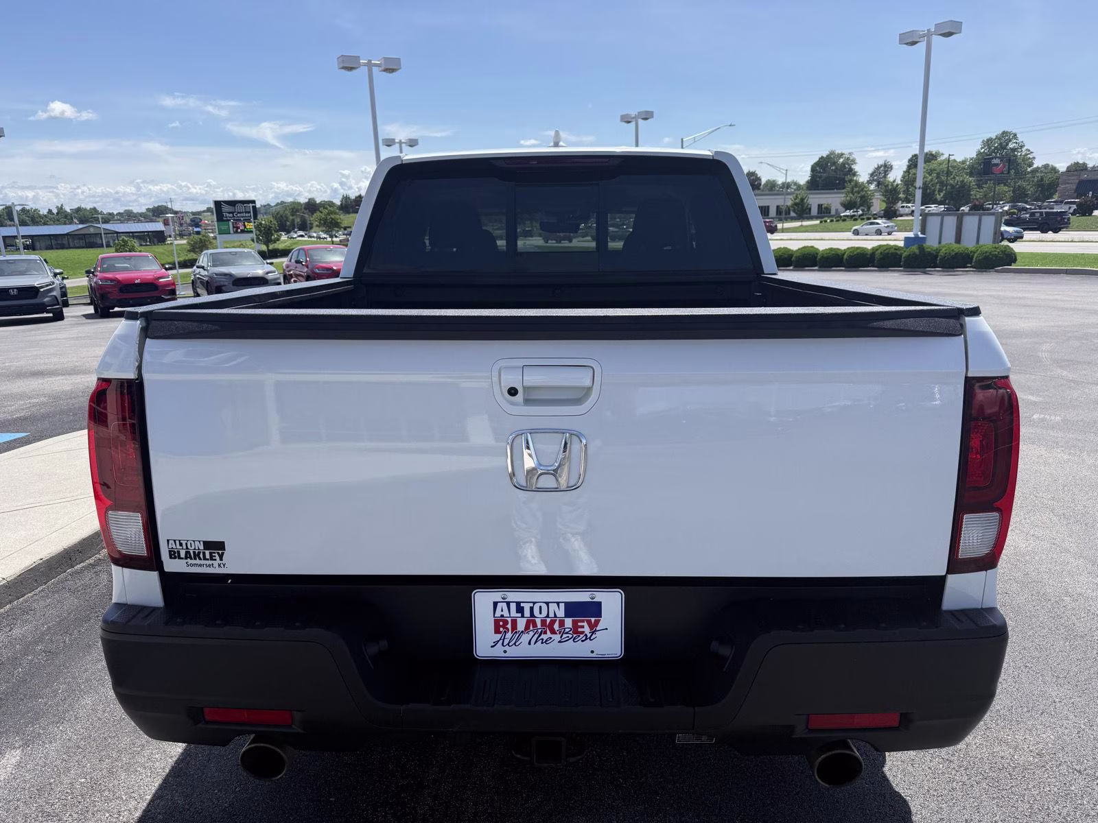 2023 Platinum White Pearl Honda Ridgeline RTL AWD Truck