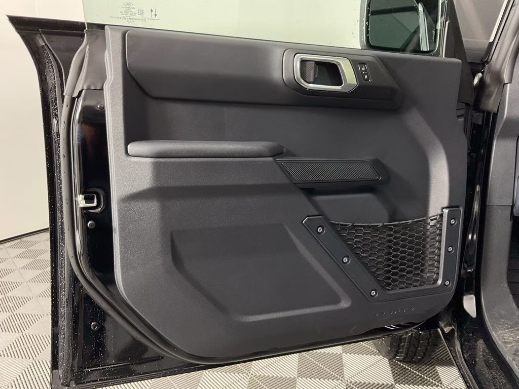 2026 Shadow Black Ford Bronco Big Bend 4X4 SUV