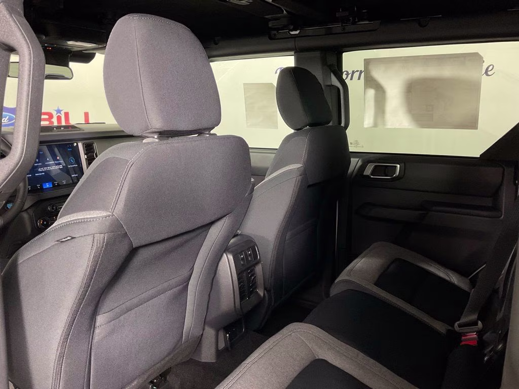2026 Oxford White Ford Bronco Big Bend 4X4 SUV