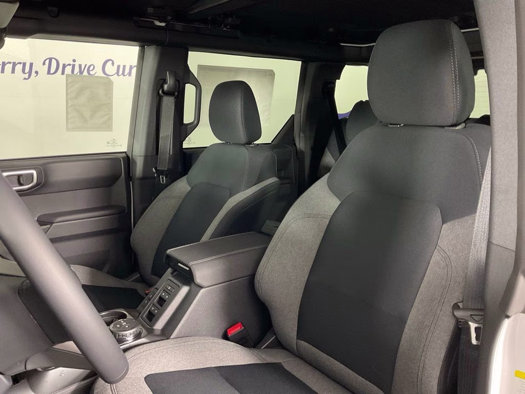 2026 Oxford White Ford Bronco Big Bend 4X4 SUV