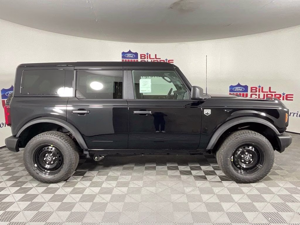 2026 Shadow Black Ford Bronco Big Bend 4X4 SUV