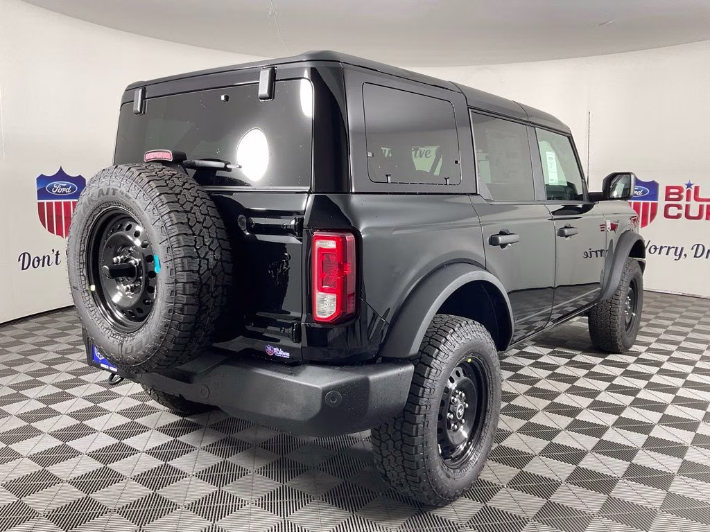 2026 Shadow Black Ford Bronco Big Bend 4X4 SUV