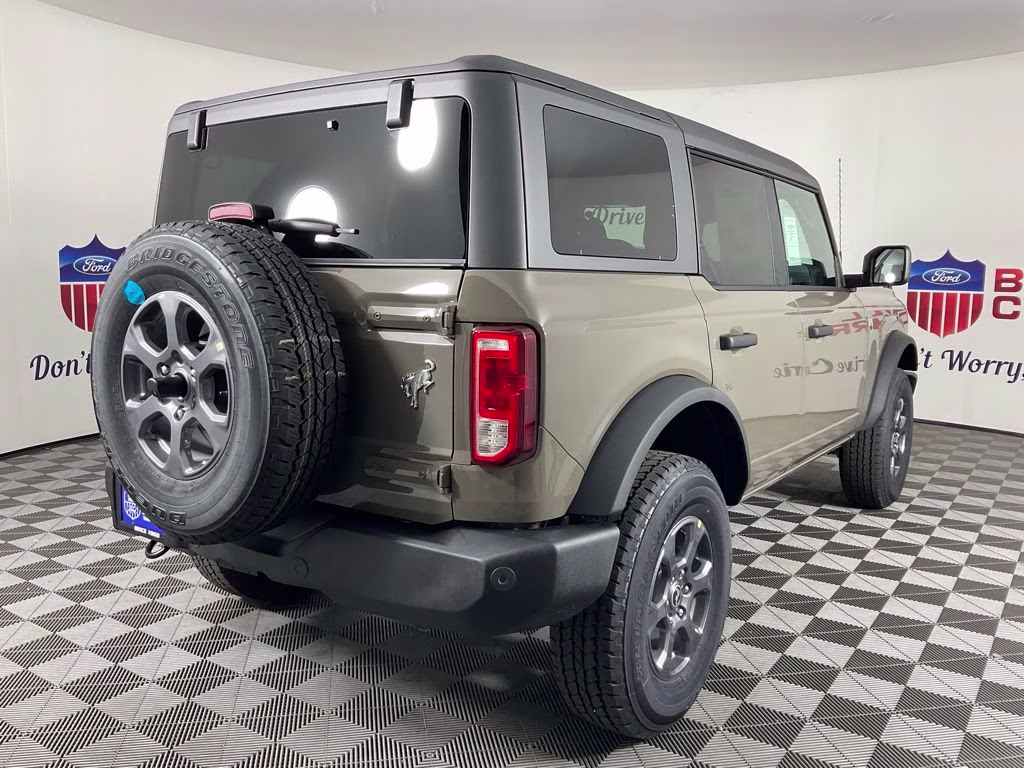 2026 Gray Ford Bronco Big Bend 4X4 SUV