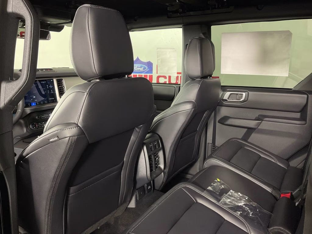 2026 Shadow Black Ford Bronco Outer Banks 4X4 SUV