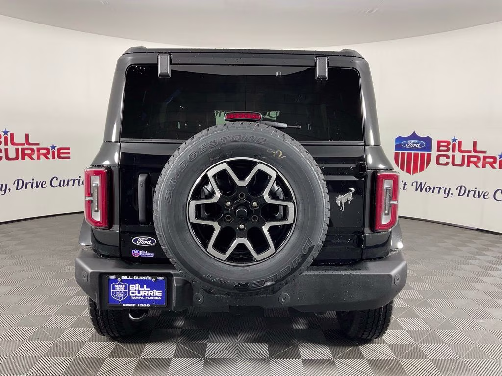 2026 Shadow Black Ford Bronco Outer Banks 4X4 SUV