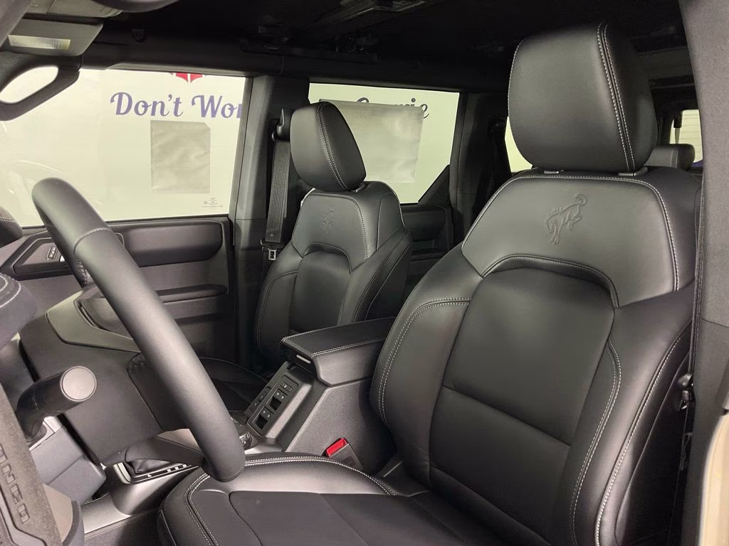2026 Gray Ford Bronco Outer Banks 4X4 SUV
