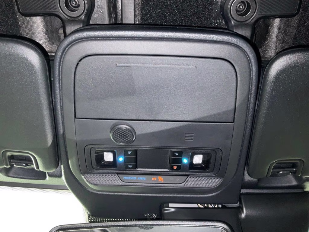 2026 Gray Ford Bronco Outer Banks 4X4 SUV