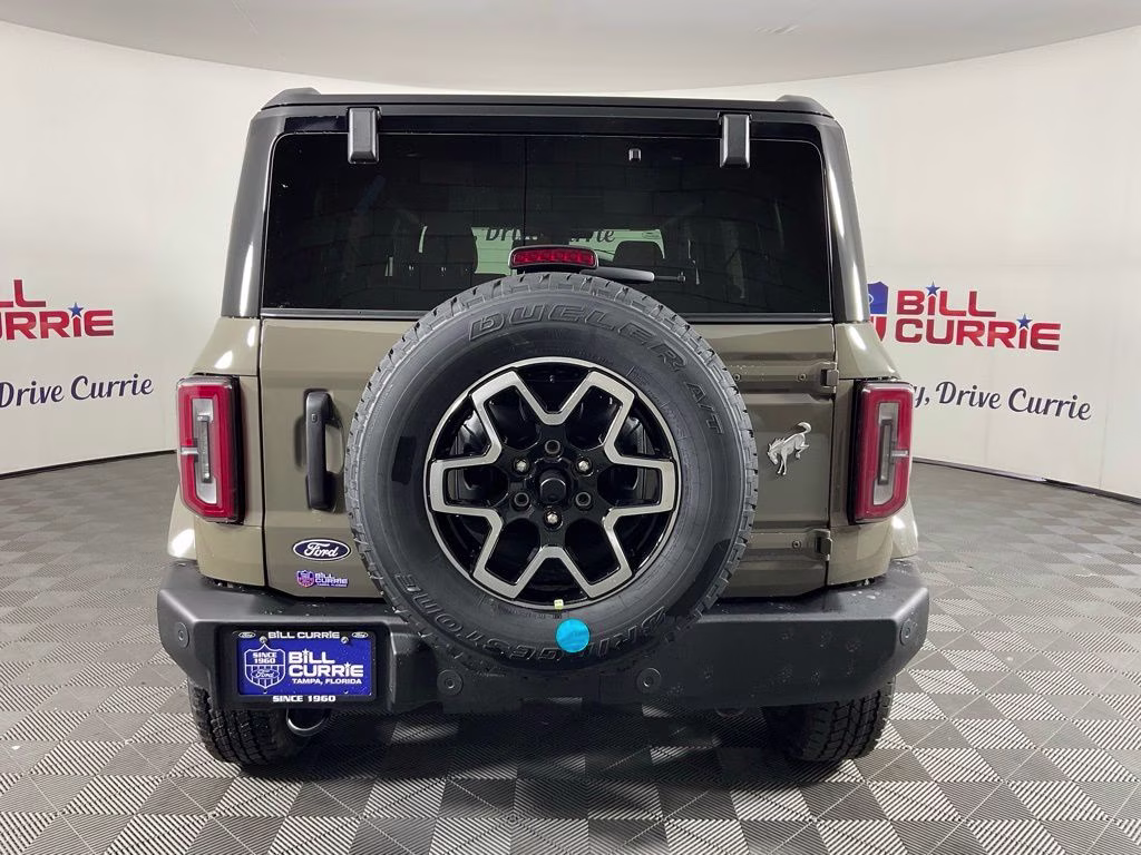 2026 Gray Ford Bronco Outer Banks 4X4 SUV