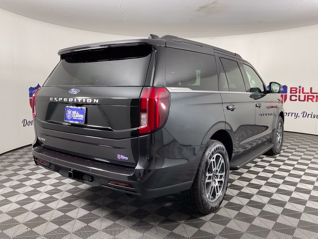 2026 Gray Metallic Ford Expedition Active RWD SUV
