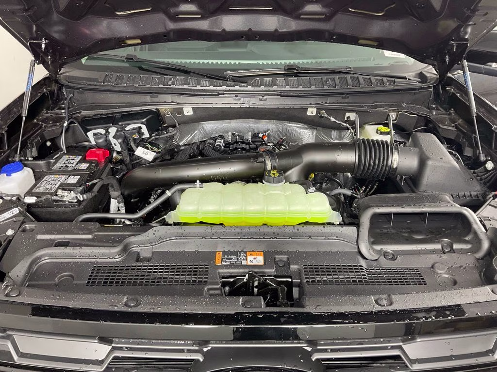 2026 Gray Metallic Ford Expedition Active RWD SUV