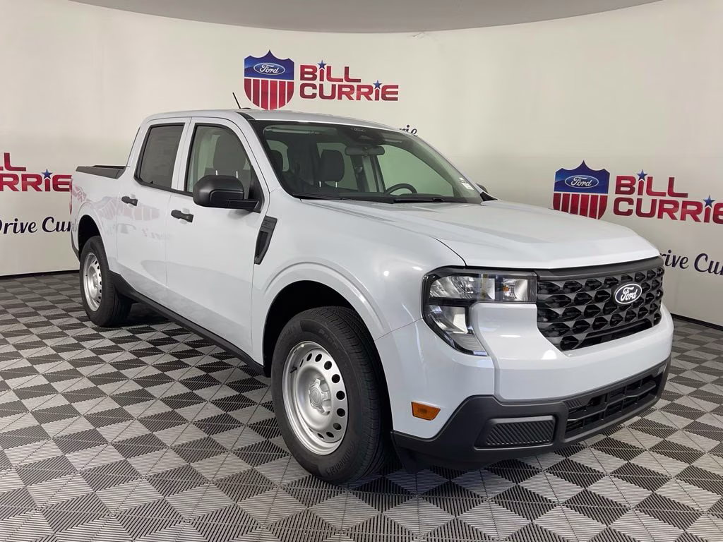 2026 White Metallic Ford Maverick XL FWD Truck