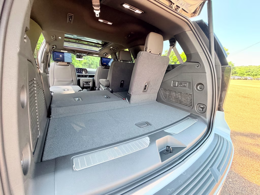 2026 Polar White Tricoat Chevrolet Tahoe Premier RWD SUV