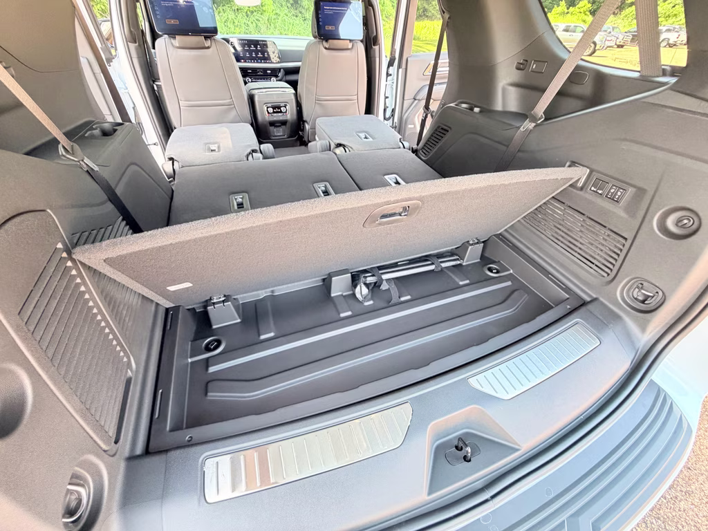 2026 Polar White Tricoat Chevrolet Tahoe Premier RWD SUV