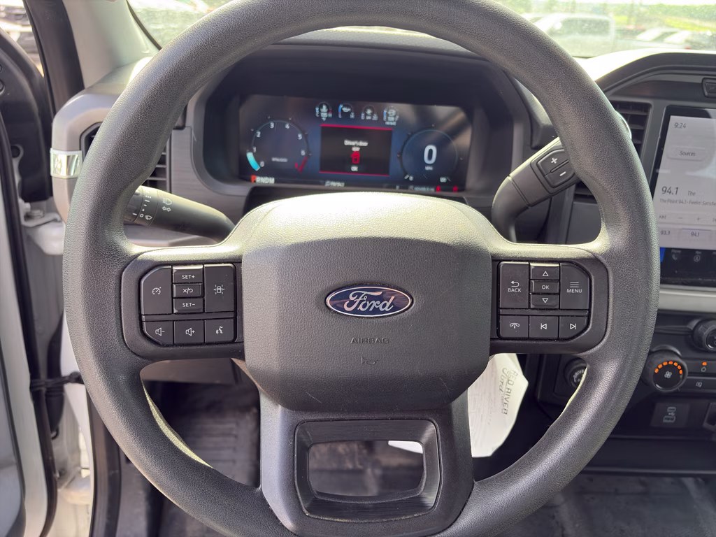 2024 Oxford White Ford F-150 XL RWD Truck