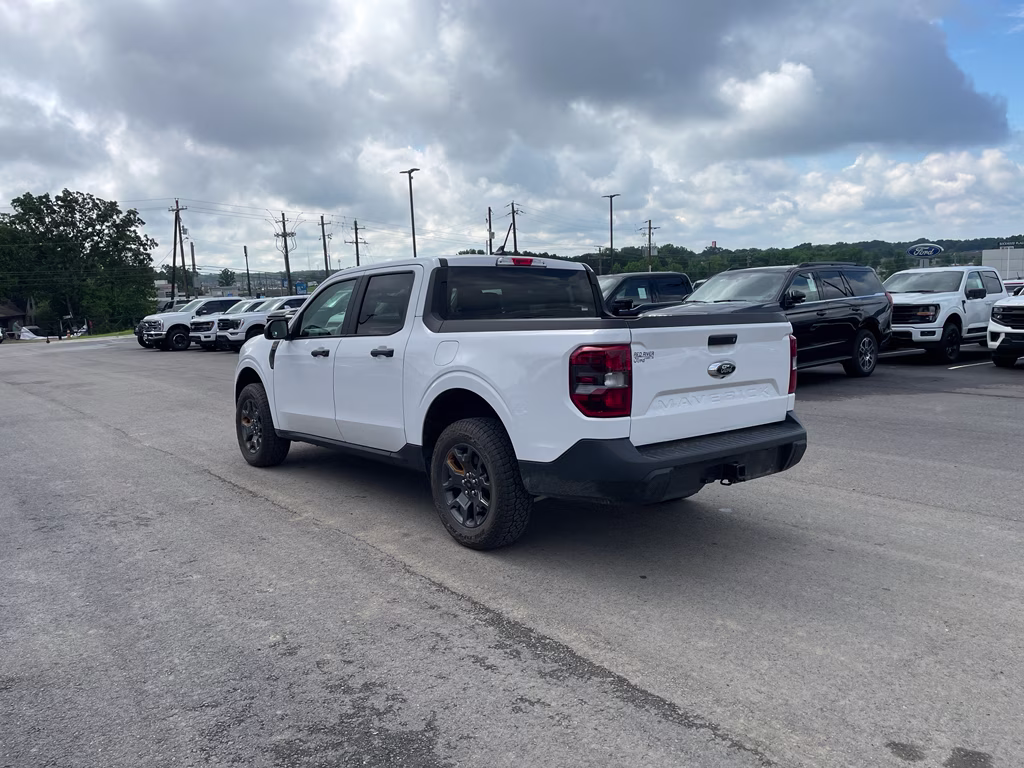2024 Oxford White Ford Maverick XLT Advanced AWD Truck