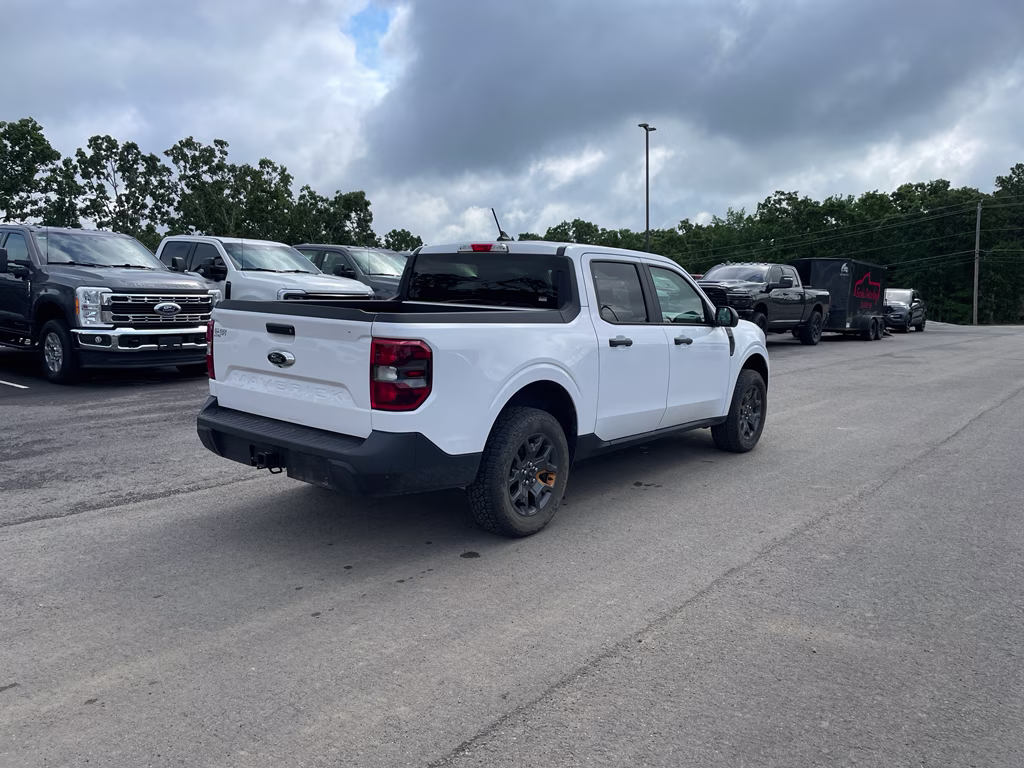 2024 Oxford White Ford Maverick XLT Advanced AWD Truck