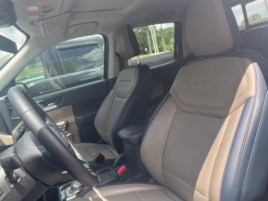 2025 Carbonized Gray Metallic Ford Maverick LARIAT AWD Truck
