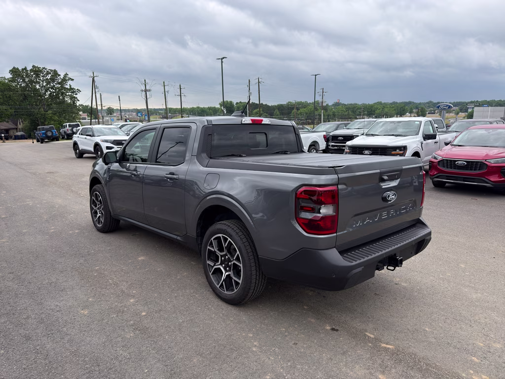2025 Carbonized Gray Metallic Ford Maverick LARIAT AWD Truck