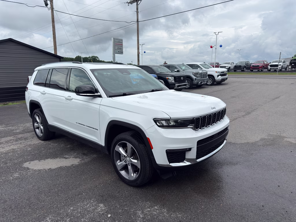 2021 Bright White Clearcoat Jeep Grand Cherokee L Limited 4X4 SUV