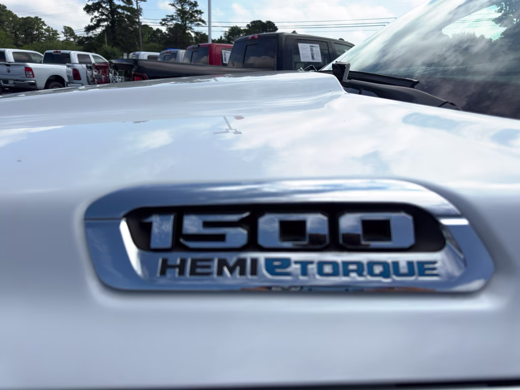 2022 Ivory White Tri-Coat Pearlcoat Ram 1500 Limited 4X4 Truck