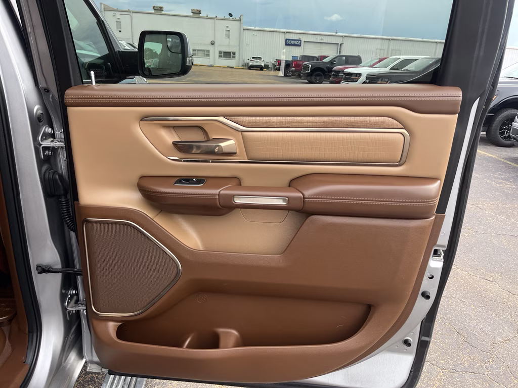 2019 Billet Silver Metallic Clearcoat Ram 1500 Longhorn 4X4 Truck